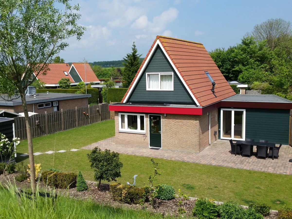 the house with the beautiful garden