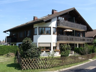 Haus im Sommer