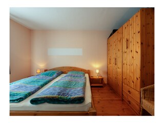 Schlafzimmer 2