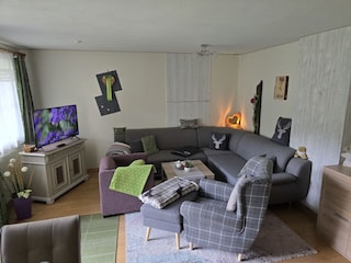 TERRASSENWOHNUNG Wohnzimmer, Garten