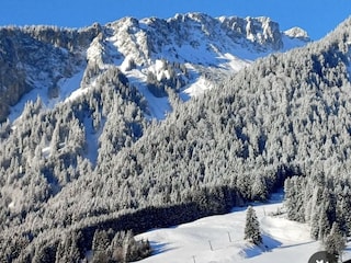 traumhafte Winterimpression Bergwelt Hahnenkamm