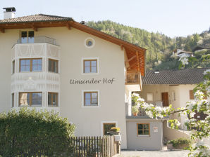 Ferienwohnung Tschaggl im Umsinderhof - Lana - image1