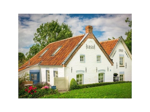 Ferienhaus "Huus an't Diek" von 1850 - direkt am Hafen von Greetsiel