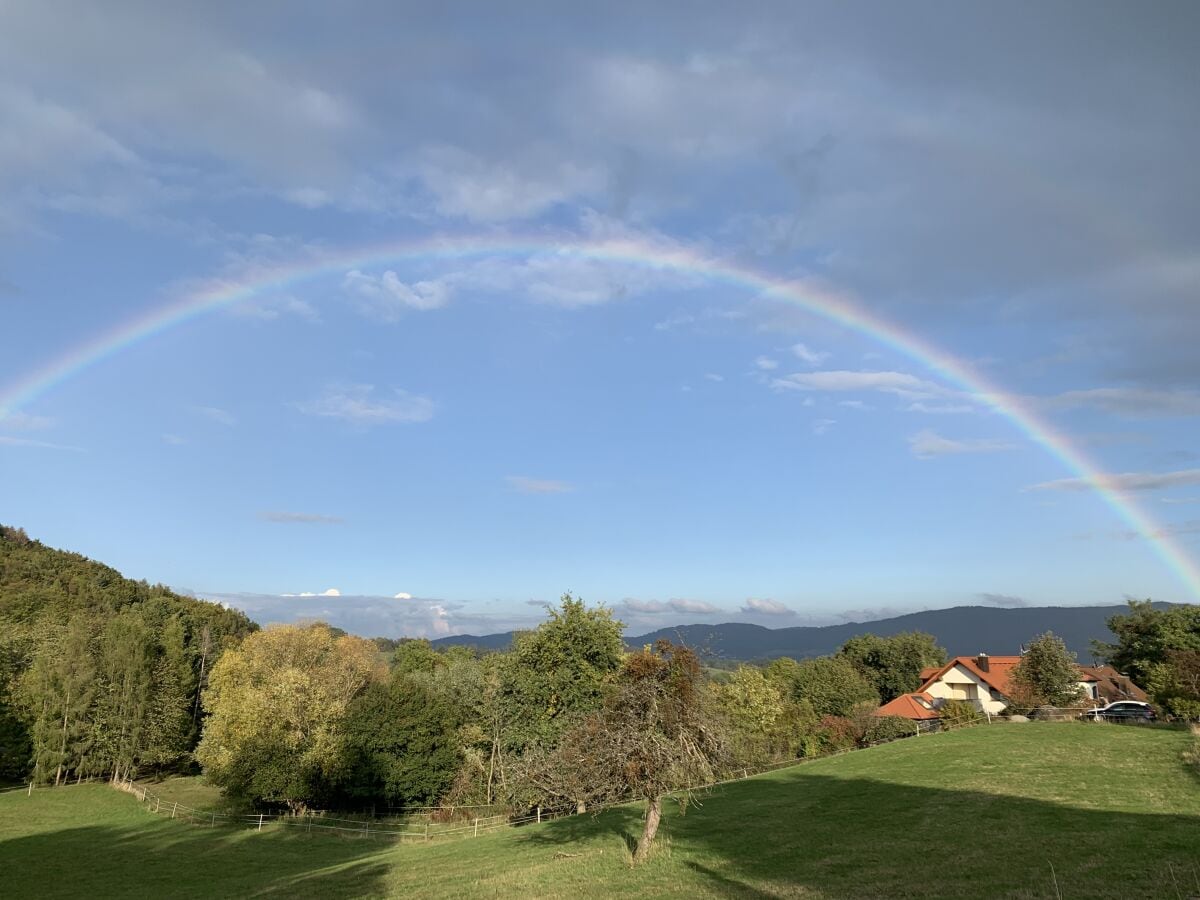 Regenbogen über Albersbach