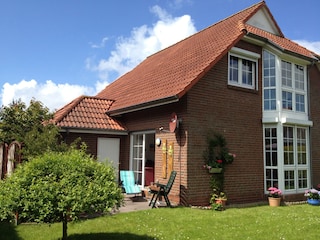 Doppelhaushälfte mit kleinem Garten