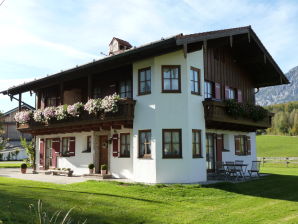 Ferienwohnung Staufen in het landhuis Hochstaufenblick