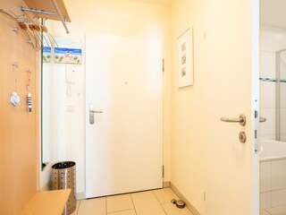 Flur und Zugang Badezimmer