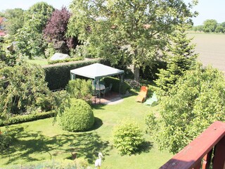 Balkonblick zur anderen Seite auf den Pavillon