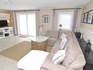 Sofa mit zusätzlicher Schlaffunktion