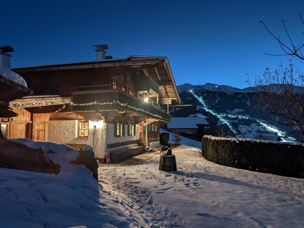 Winter mit Talabfahrt Hochzillertal