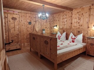 Zimmer in Zirbenholz