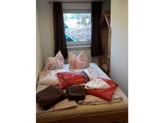2.Schlafzimmer mit Schlafhütte