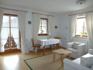 Holiday apartment Predigtstuhl in villa di campagna Hochstaufenblick