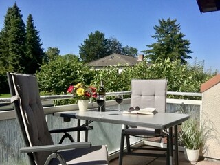 Herrlicher Balkon mit Blick ins Grüne