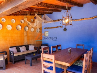 Porche with dinning and Lounge area