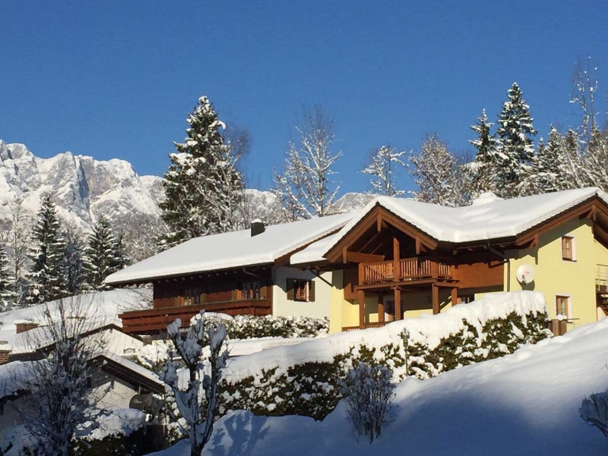 Winter Landhaus Constantin