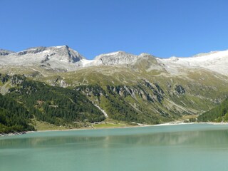 Lake Neves