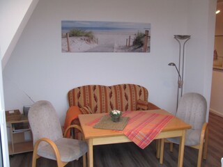 Blick von der Terrasse auf die Sofa -/ Essecke 17-23-20