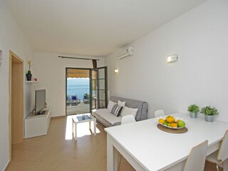 Apartment Zaostrog Features 8