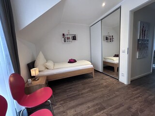 Schlafzimmer OG