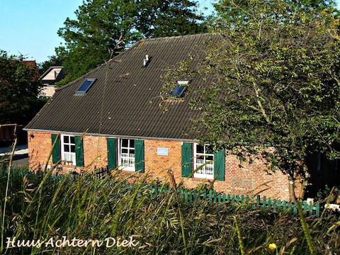 Holiday house Huus Achtern Diek