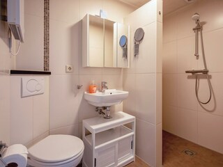 bathroom for masterbedroom