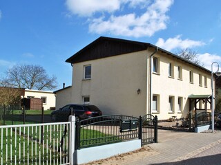 Haus mit Ferienwohnung