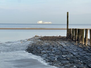 Strand am Morgen in der Winterzei