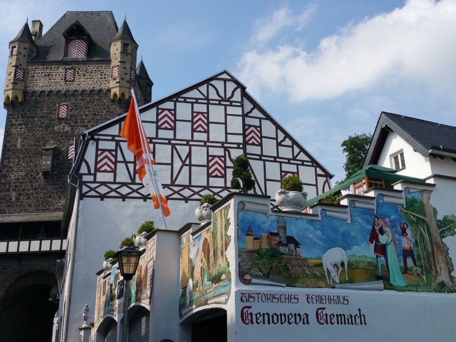 Ferienwohnung "Gemach der Welten", Eifel, Nürburgring - Frau Beate Dahm