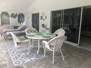 Überdachte Terrasse