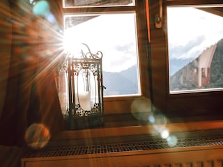 … mit einem wunderbaren Blick auf die Berchtesgadener B