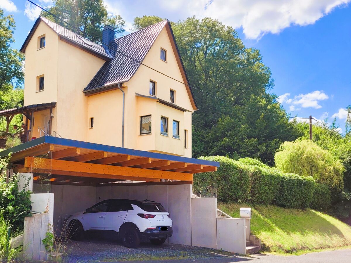 Ihr Stellplatz im Besuchercarport