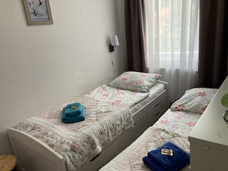 Schlafzimmer 2 mit Aufbettung