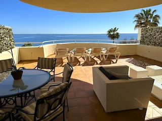 your outdoor living space with seaviews