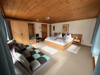 Schlafzimmer im OG