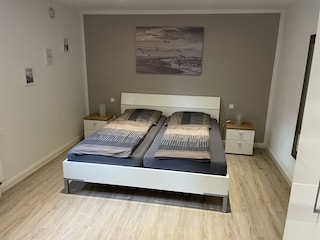 Schlafzimmer B