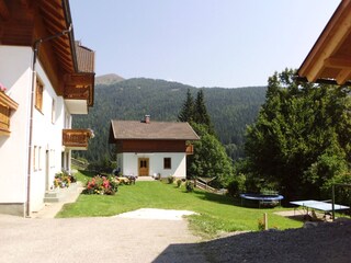 Zugang zum Almhof