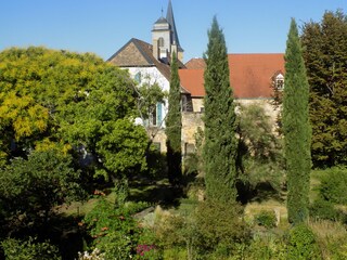 Ausblick aus Bad, Wohnzimmer und Schlafzimmer