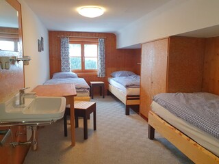 Dreibettzimmer