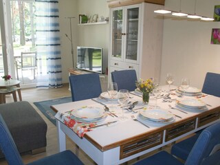Essplatz mit Wohnzimmer