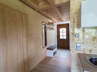 Eingang mit Garderobe