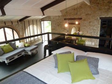 Apartment Loggia-Loft "La Casa di Hyla"