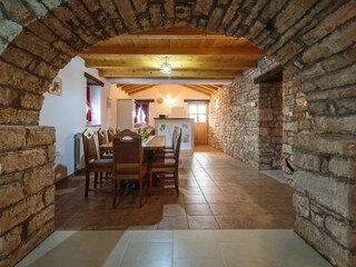 Villa Tinjan Caratteristiche 11