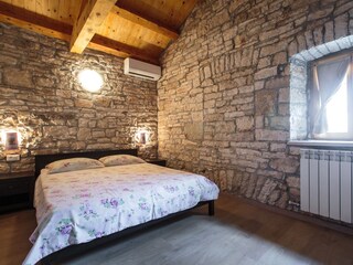 Villa Tinjan Caratteristiche 17