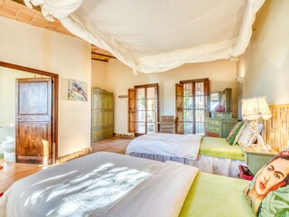 Schlafzimmer 3