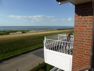 Ausblick von Balkon 1 auf Balkon 2