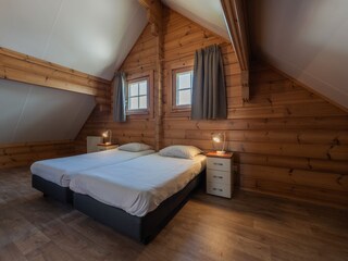 Schlafzimmer 2 oben
