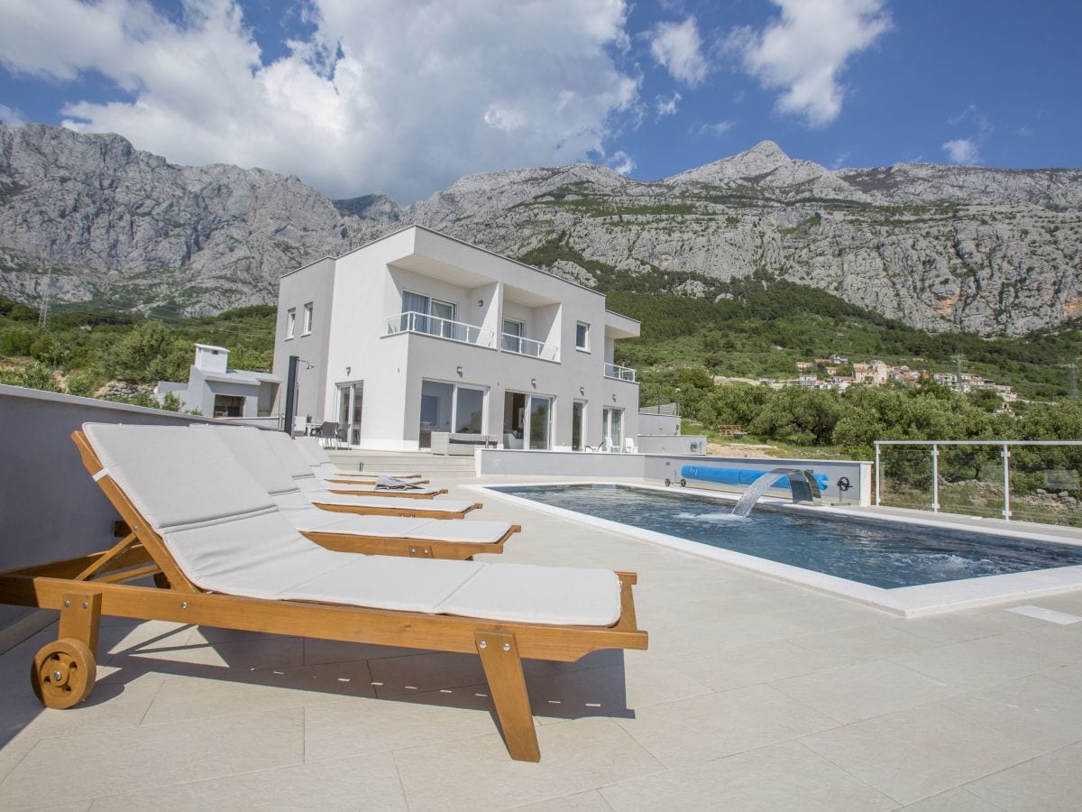 Villa Makarska Buitenaudio-opname 1