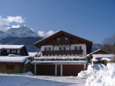 Landhaus im Winter