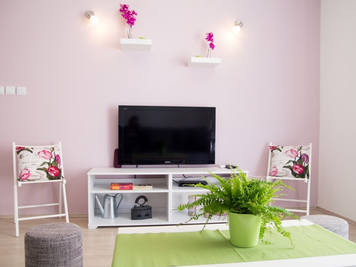 Modernes wohnzimmer am abend – midir